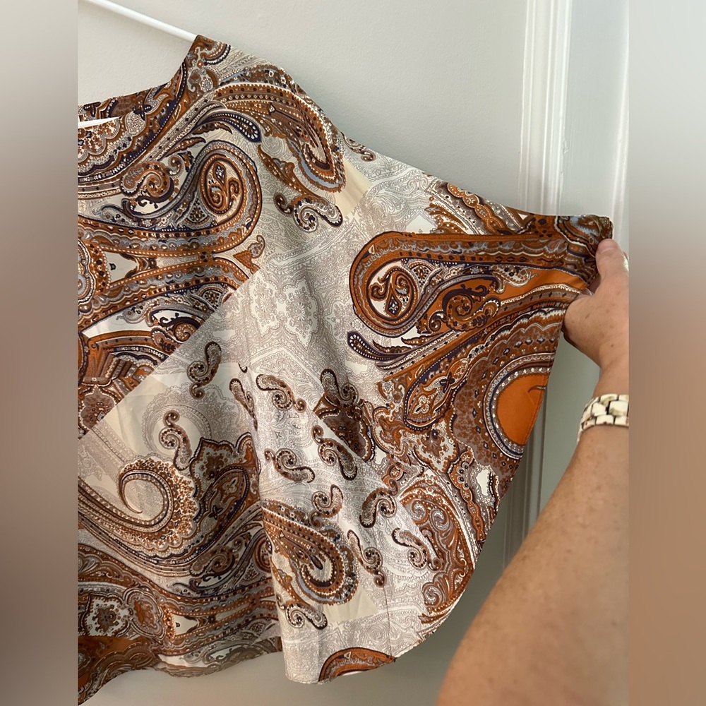 Chico's Minerva Blouse Gold Medium EUC - Picture 4 of 7